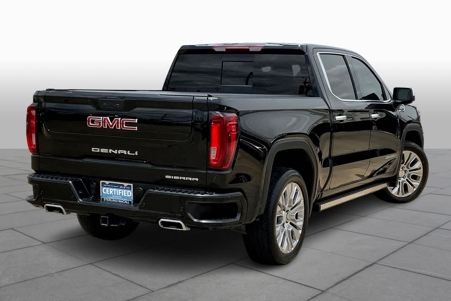 Used 2022 Onyx Black GMC Denali image 13