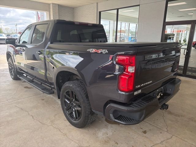 Used 2024 Gray Chevrolet RST image 3