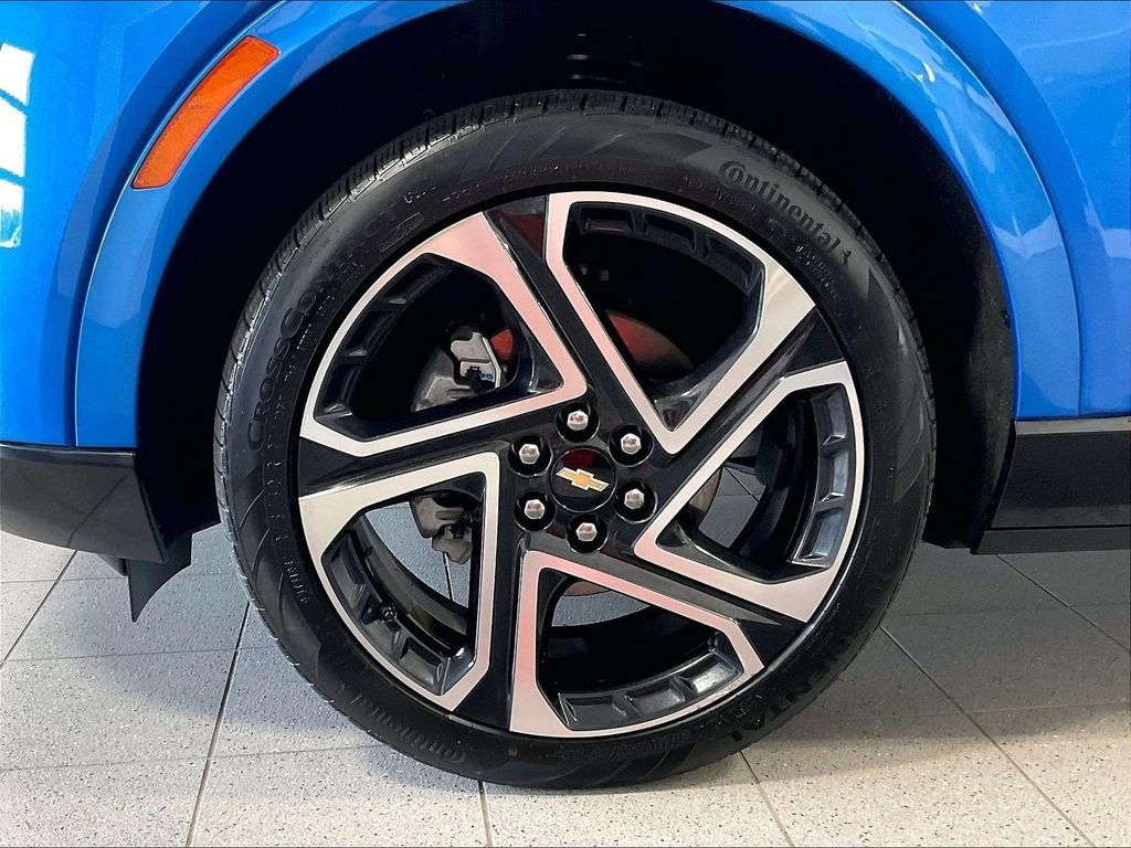 Used 2024 Blue Chevrolet LT image 7