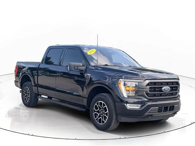 Used 2023 Black Ford XLT image 3
