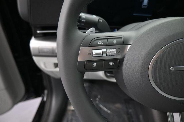 New 2026 Black Hyundai SEL Premium FWD image 17