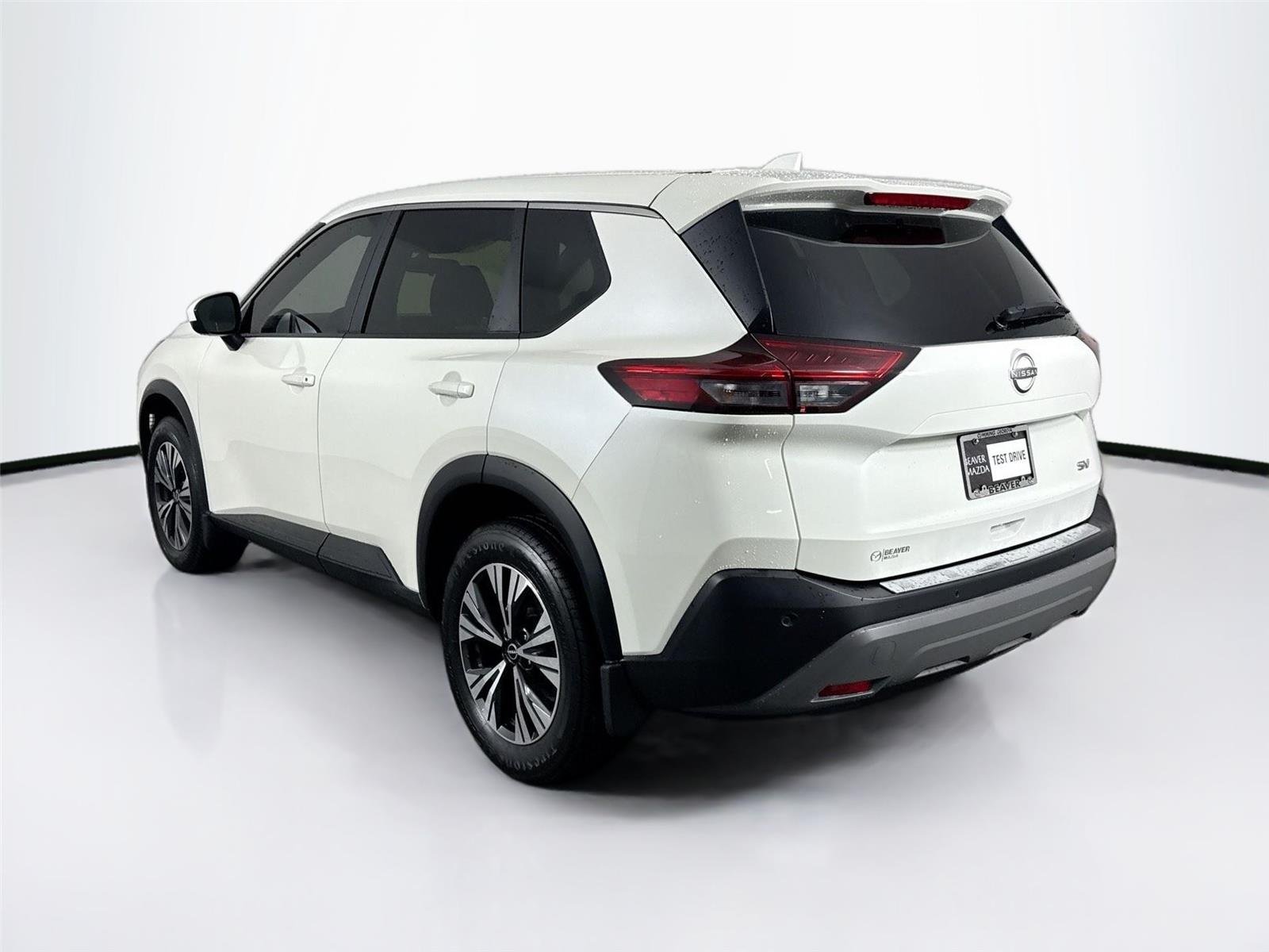 Used 2023 Pearl White Tricoat Nissan SV image 11
