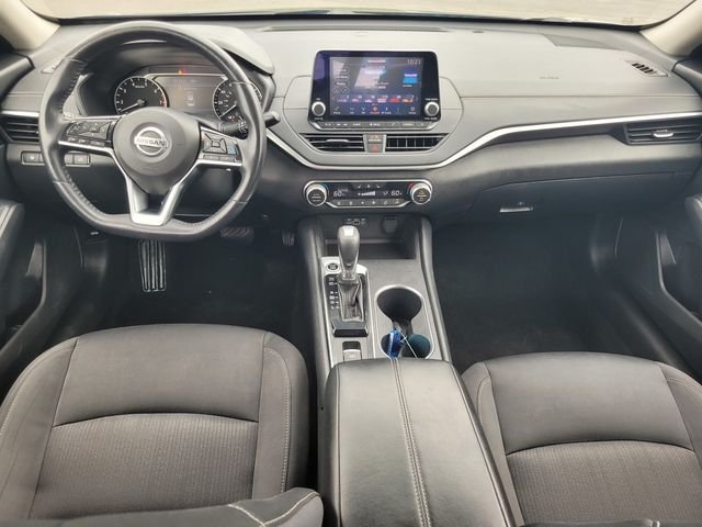 Used 2019 Blue Nissan 2.5 SV image 16
