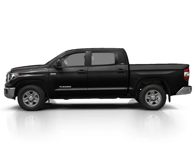 Used 2018 Midnight Black Metallic Toyota SR5 image 3