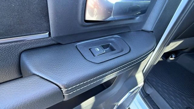 2026 RAM 2500 Laramie - Photo 17