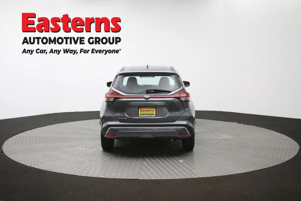 Used 2023 Gray Nissan S image 35