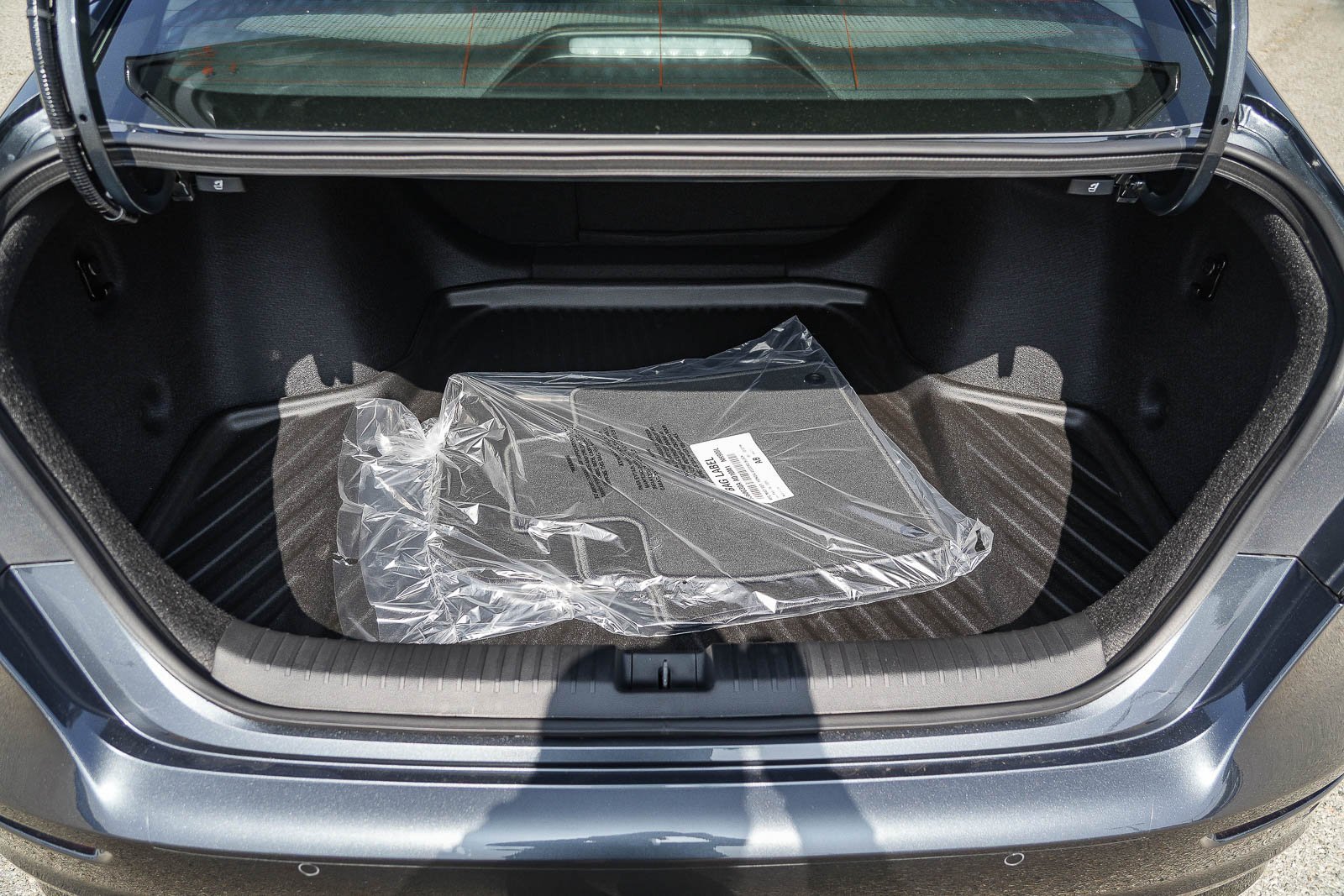 New 2026 Meteorite Gray Metallic Honda Touring image 12