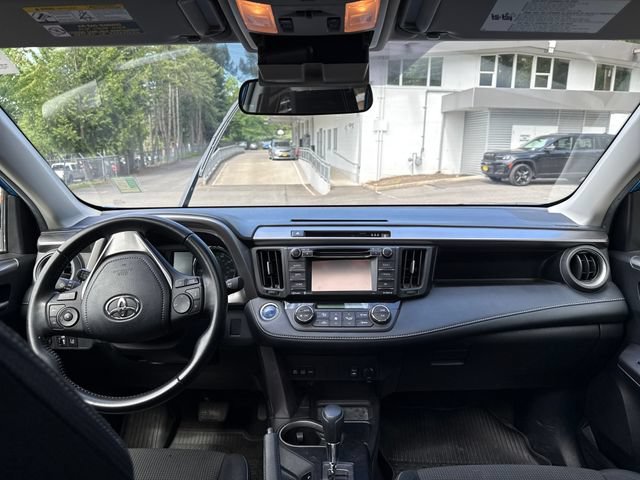 Used 2017 Electric Toyota XLE image 11