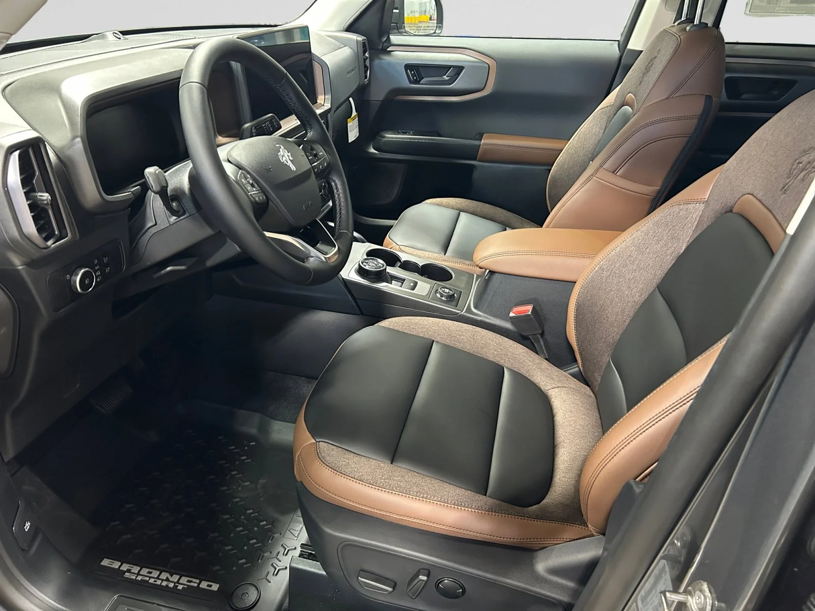 New 2026 Carbonized Grey Metallic Ford Outer Banks image 13
