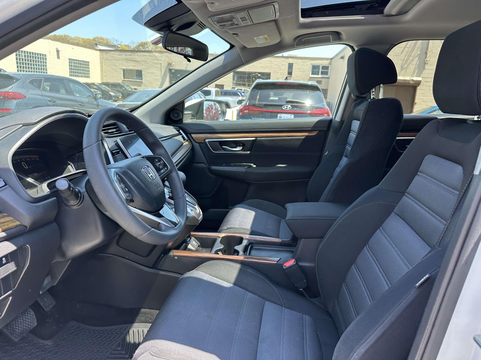 Used 2018  Honda EX image 13