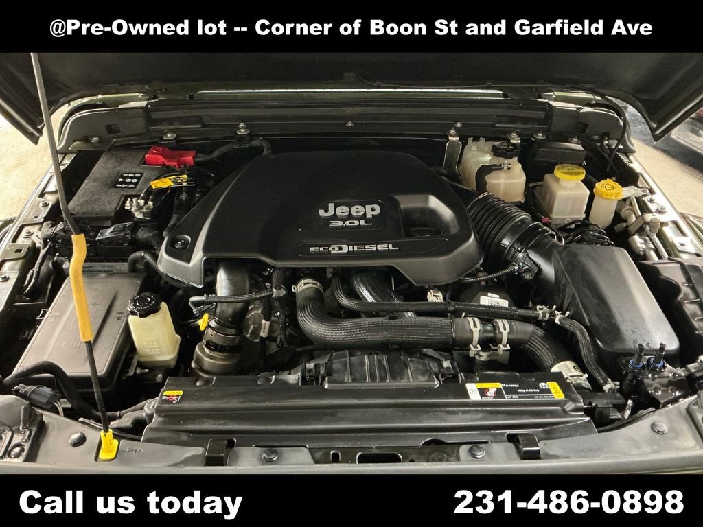 Used 2022 Green Jeep Rubicon image 10