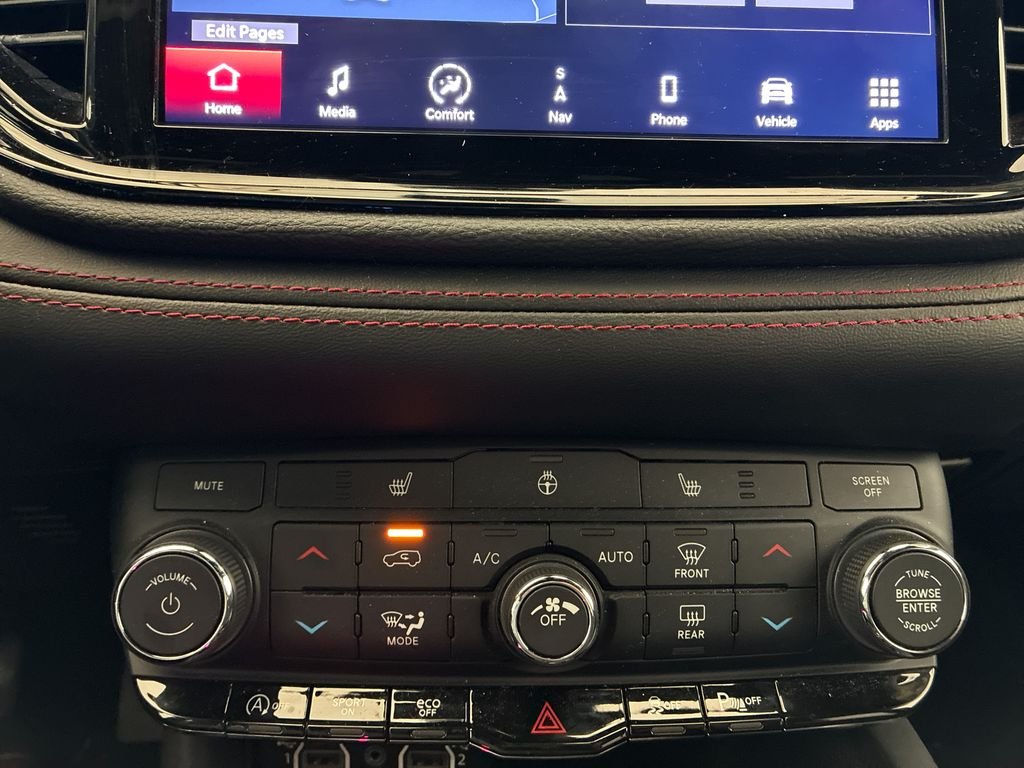 Used 2025  Dodge GT image 21