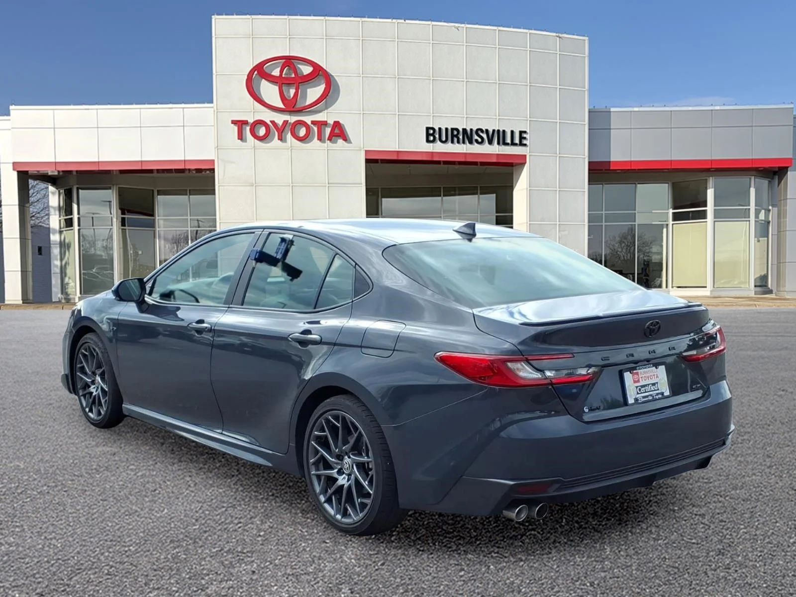 Certified Used 2025  Toyota SE image 6