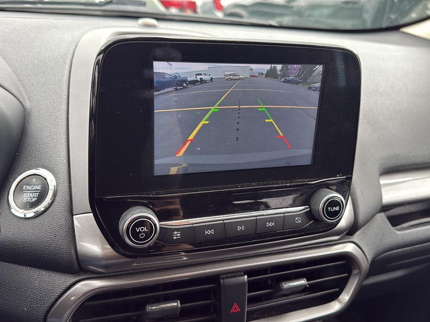 Used 2019 Black Ford SE image 5