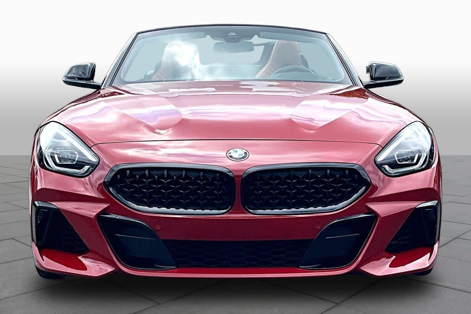 Used 2021 San Francisco Red Metallic BMW sDriveM40i image 4