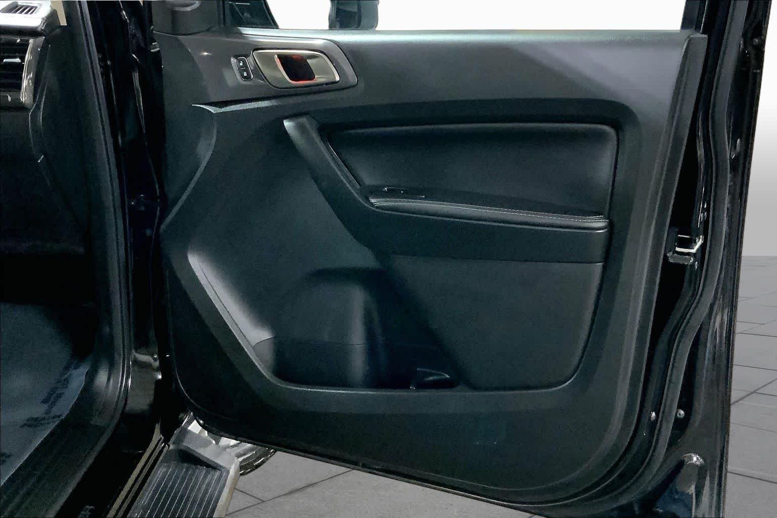 Used 2022 Shadow Black Ford LARIAT image 23