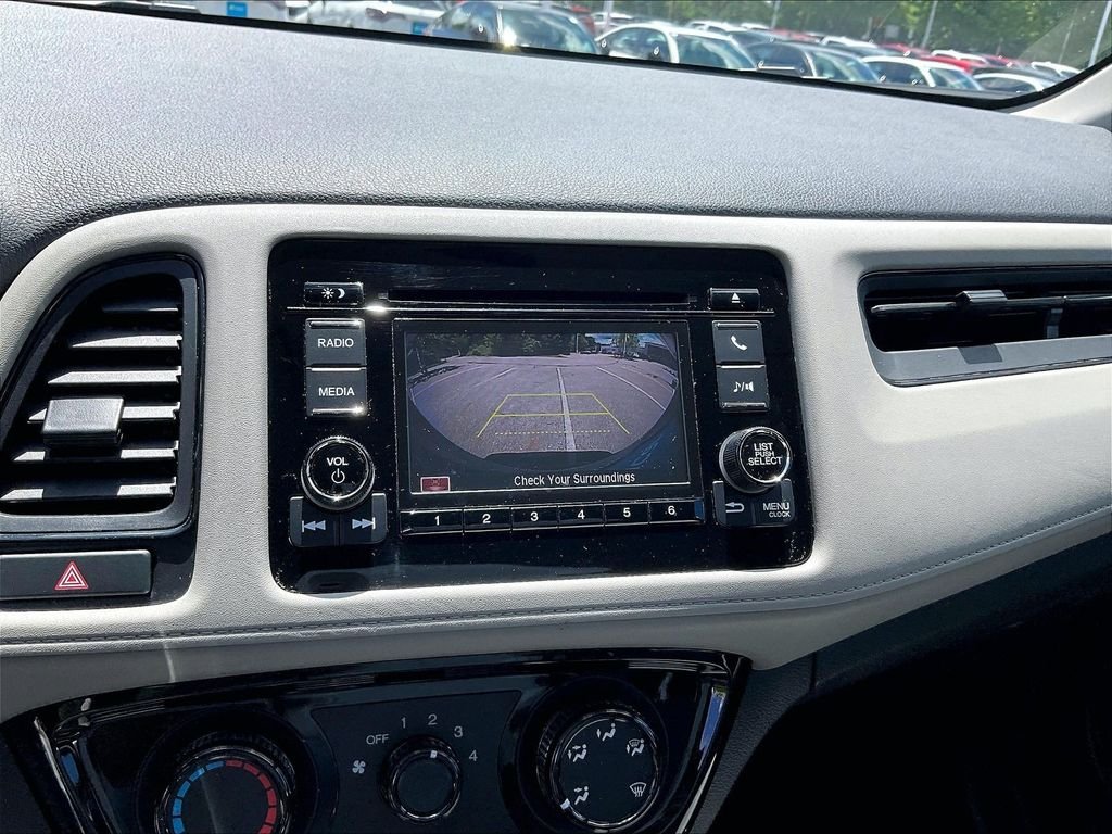 Used 2019 Silver Honda LX image 19