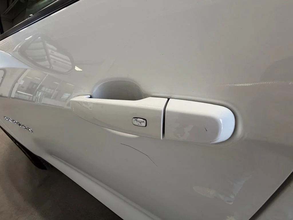 Used 2025 Summit White Chevrolet 2LT image 57