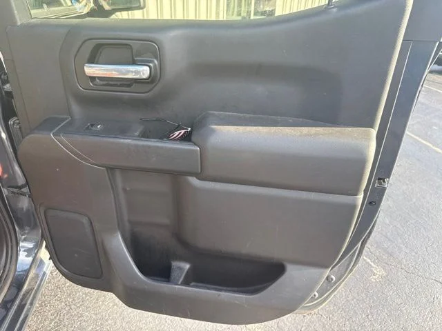 Used 2021 Gray Chevrolet Custom image 30