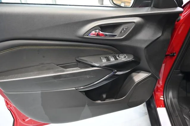 2026 Chevrolet Trax LT - Photo 25