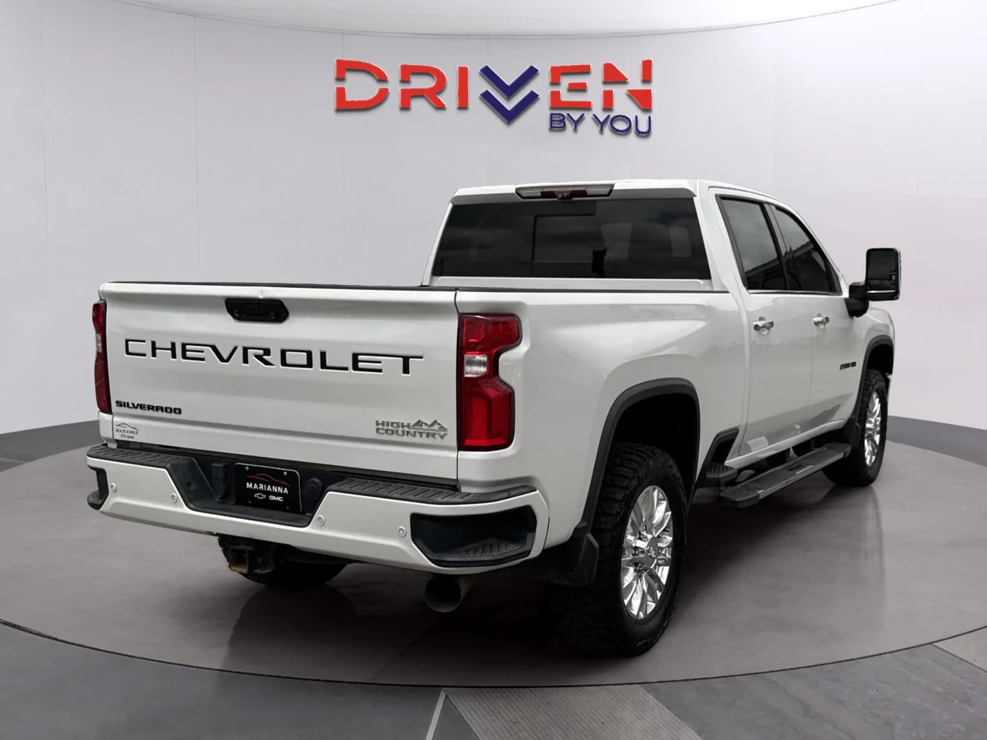 Used 2020 IRIDESCENT PEARL TRICOAT Chevrolet High Country image 5