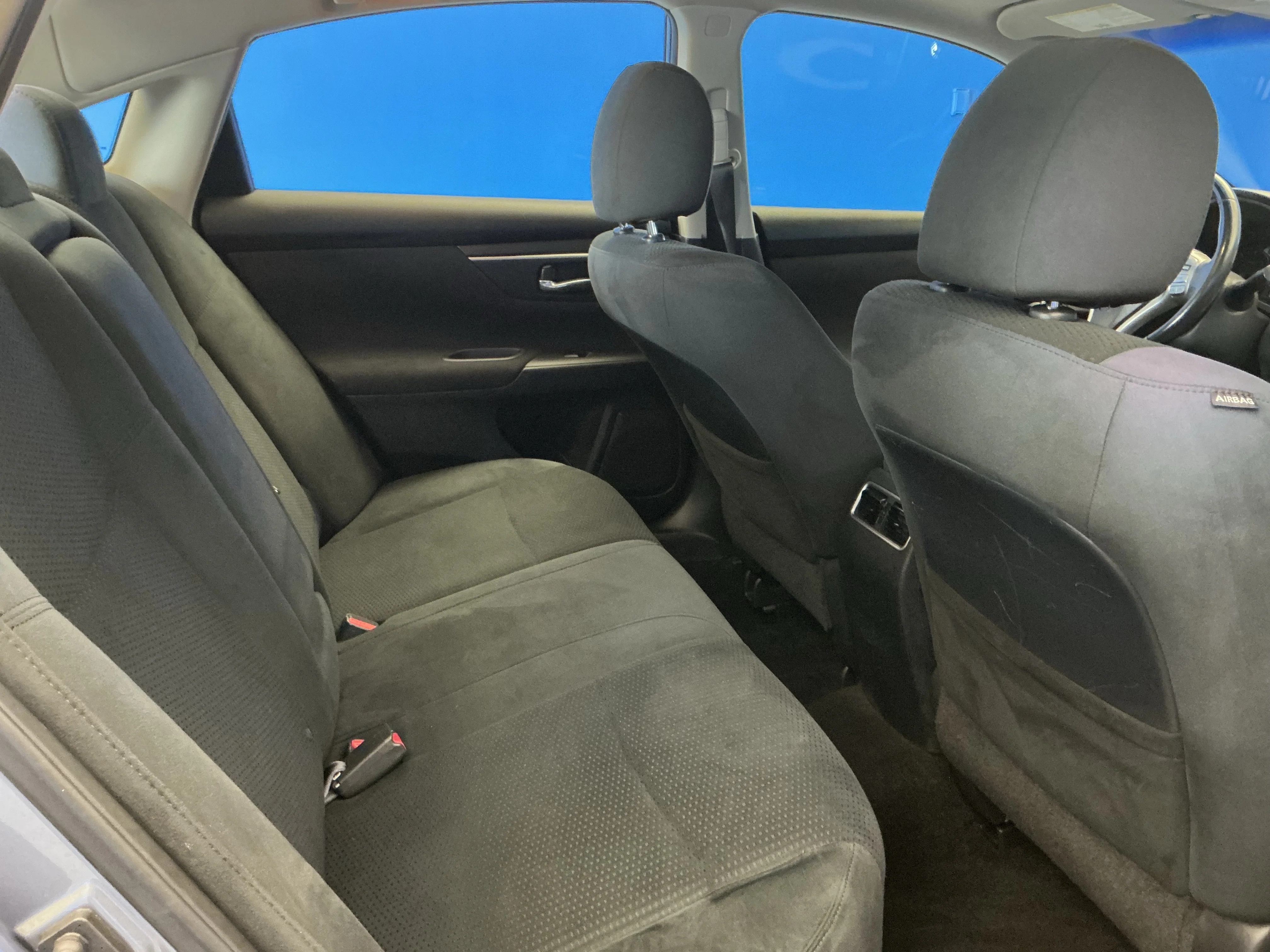 Used 2015 Gun Metallic Nissan 2.5 SV image 25
