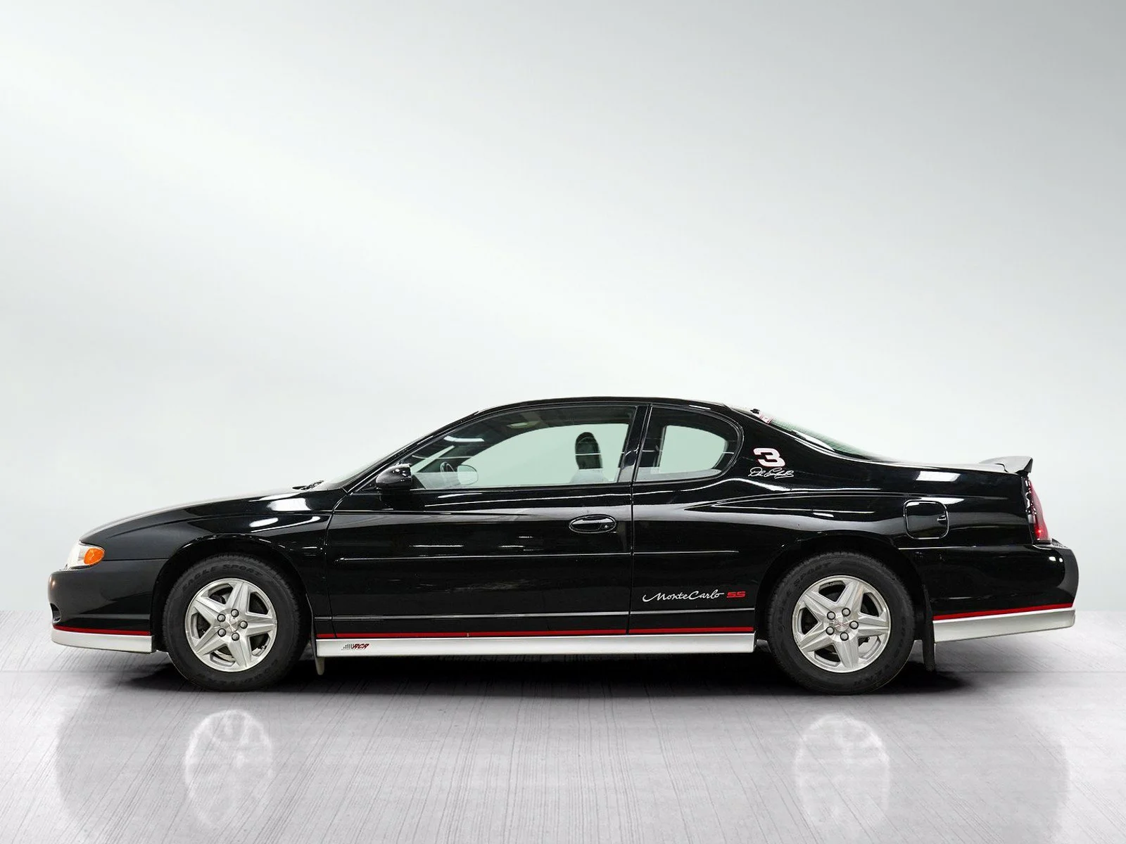 Used 2002 Chevrolet Monte Carlo SS with VIN 2G1WX15K029217250 for sale in Minneapolis, Minnesota