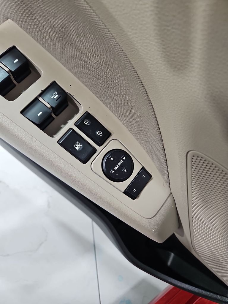 Used 2019 Red Hyundai Value Edition image 12