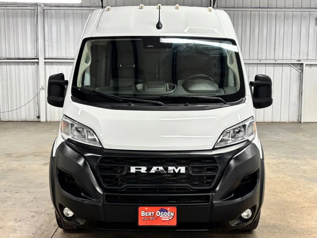 Used 2025 White Ram High Roof image 3