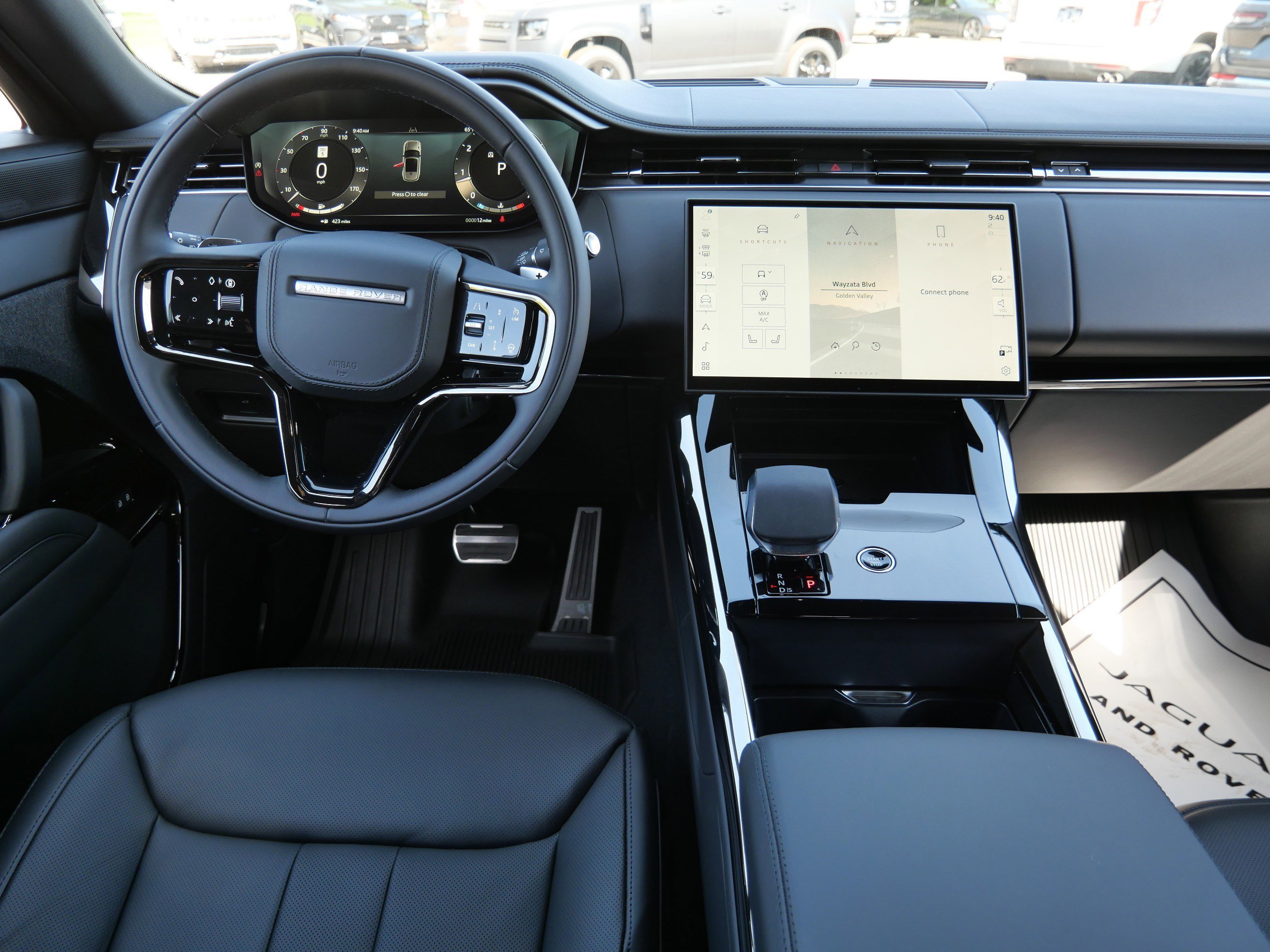 New 2026 Santorini Black Land Rover Dynamic SE image 8