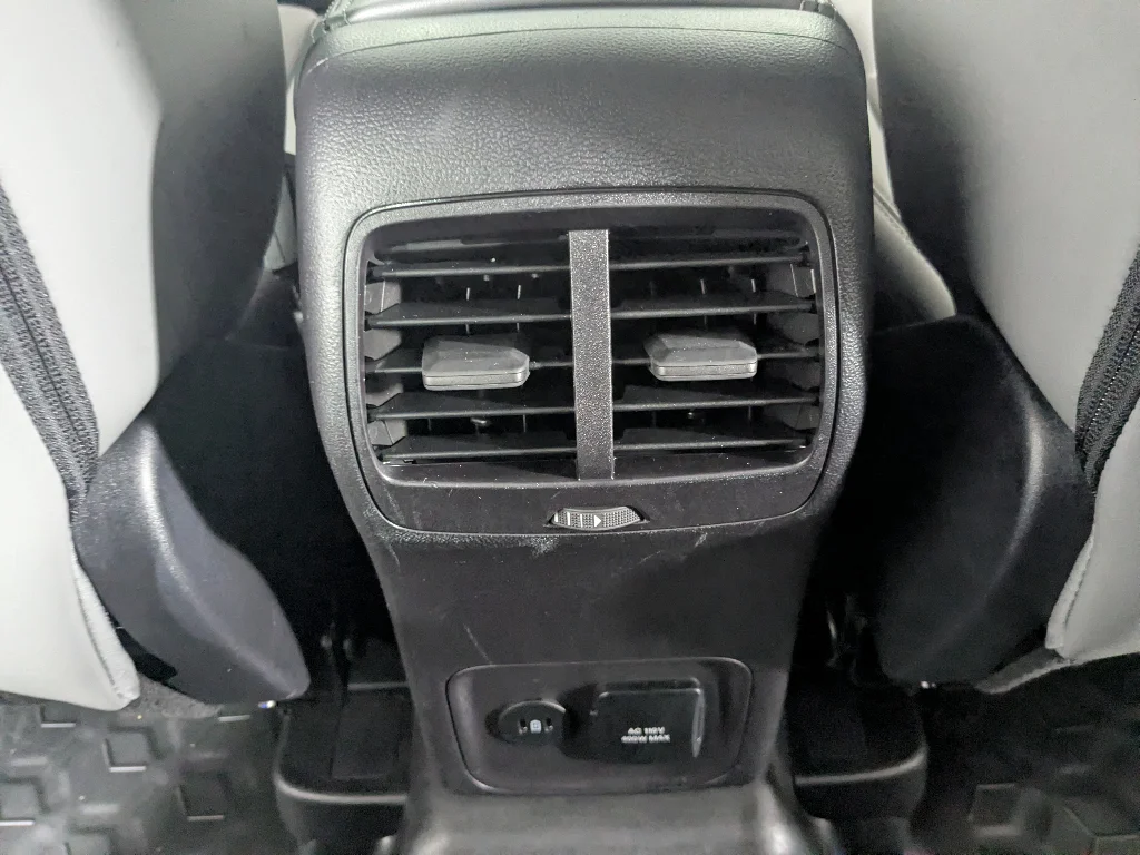 Used 2025 Gray Ford Badlands image 23