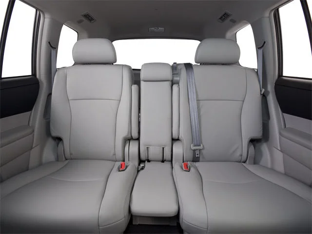 Used 2013 Black Toyota SE image 14