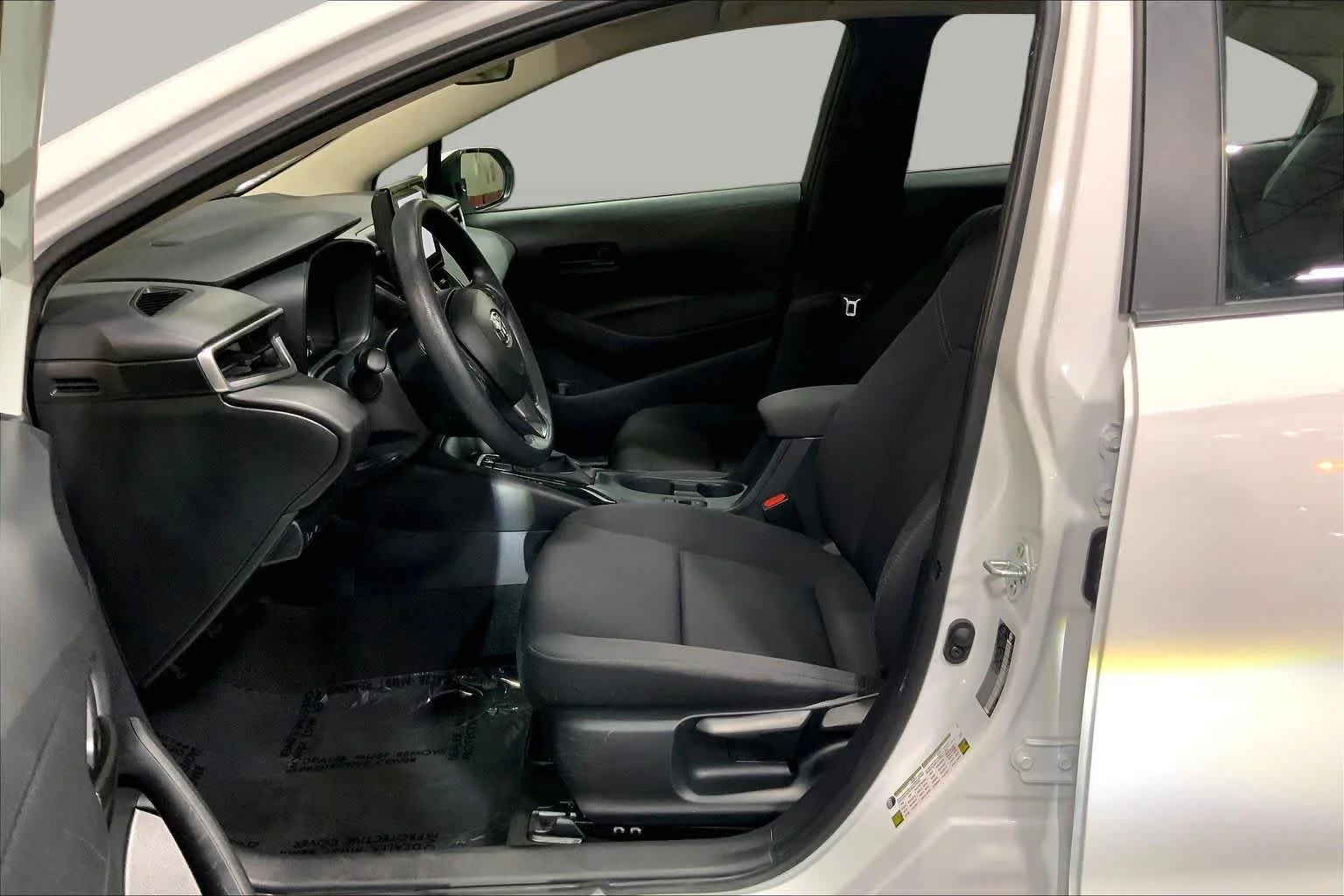 Used 2024 Ice Cap Toyota LE image 8