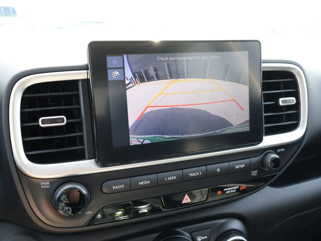 Used 2025 Blue Hyundai SEL image 32