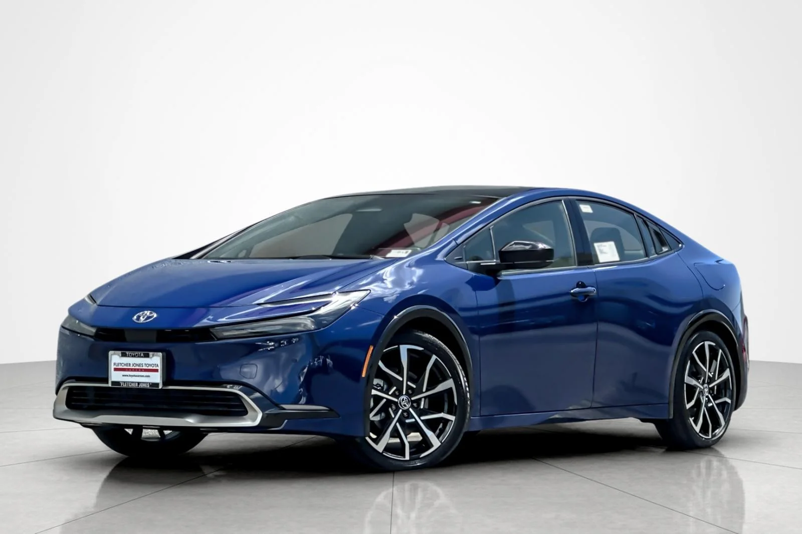 2026 Toyota Prius Plug-in Hybrid  XSE