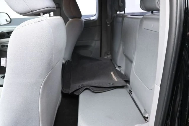 Used 2013 Black Toyota Base image 9