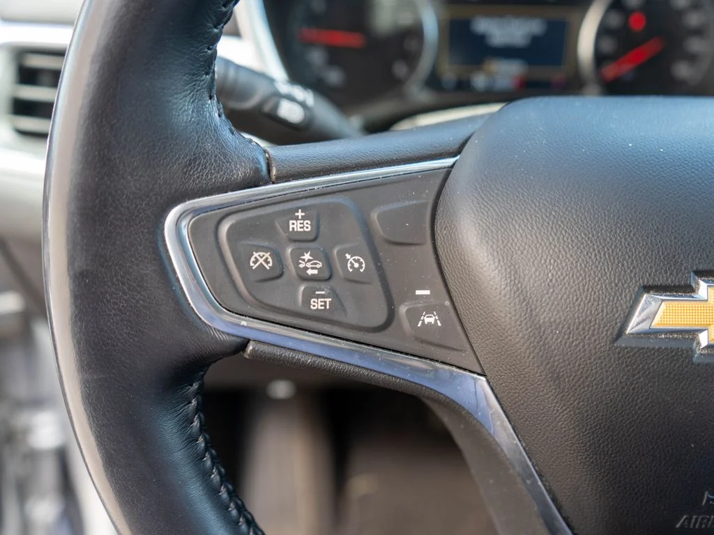 Used 2021 Silver Chevrolet LT image 17