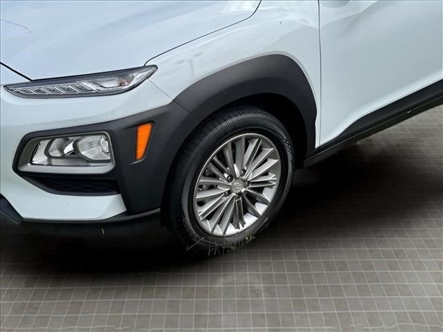 Used 2020 White Hyundai SEL image 4