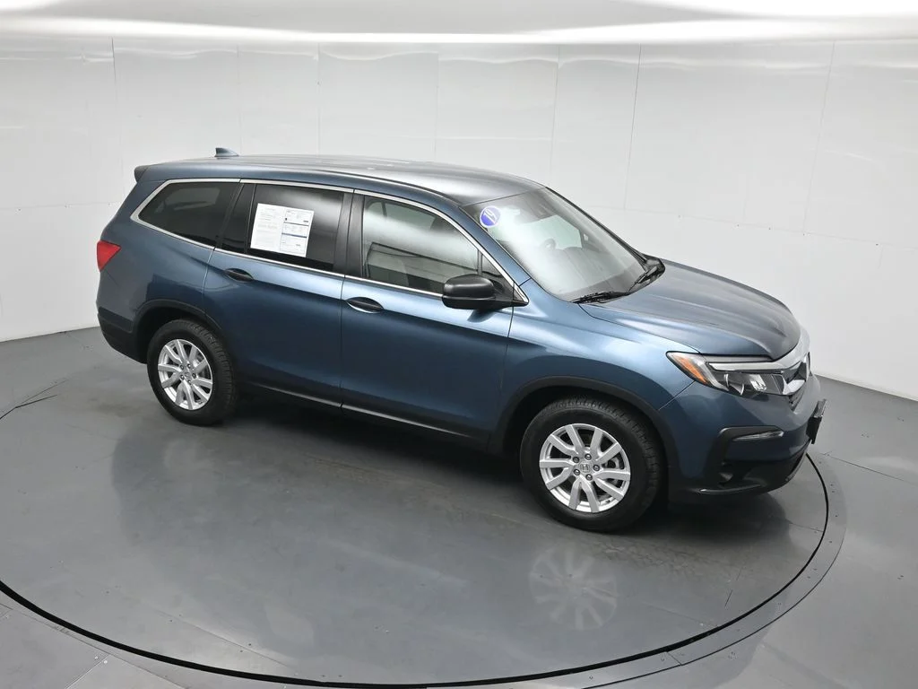 Used 2019 Black Honda LX image 40