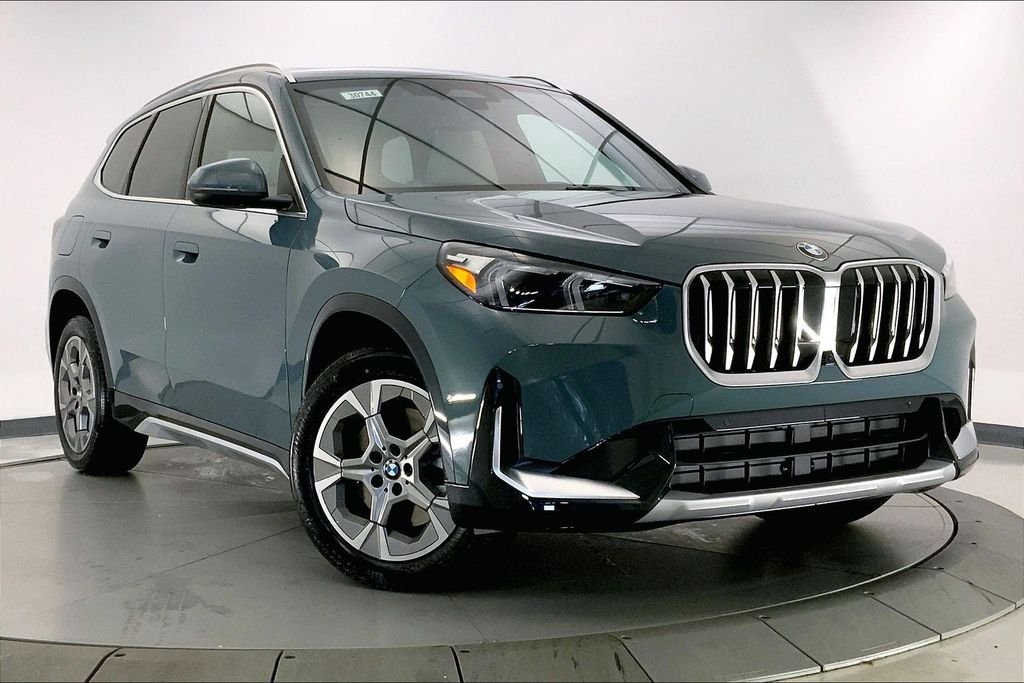 2026 BMW X1 xDrive28i's photo