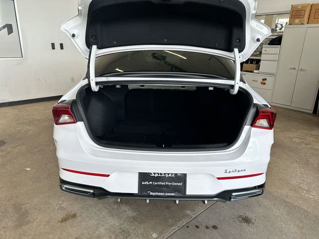 Used 2022 White Kia GT-Line image 22