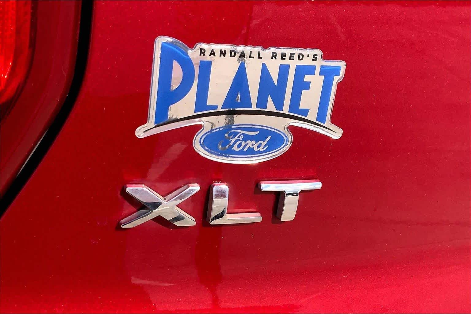 Used 2017 Ruby Red Metallic Tinted Clearcoat Ford XLT image 30