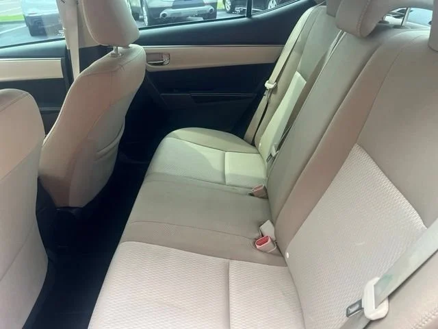Used 2014 White Toyota L image 8