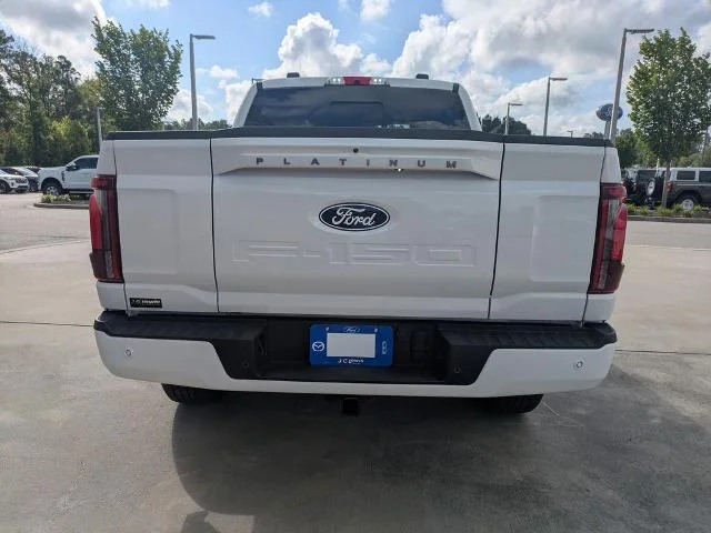 New 2026 Star White Metallic Tri-Coat Ford Platinum image 40