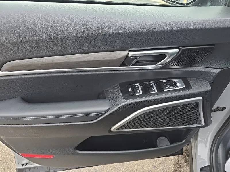 Used 2024 Gray Kia EX X-Line image 22