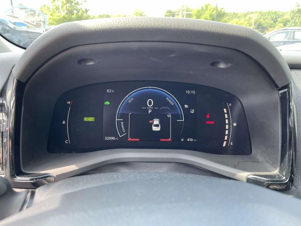 2025 Toyota Camry LE - Photo 20