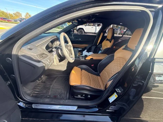 Used 2022 Black Cadillac V-Series image 9