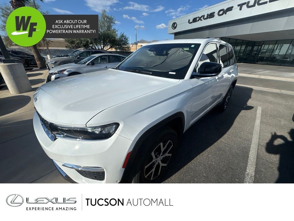 Used 2024 White Jeep Limited image 1