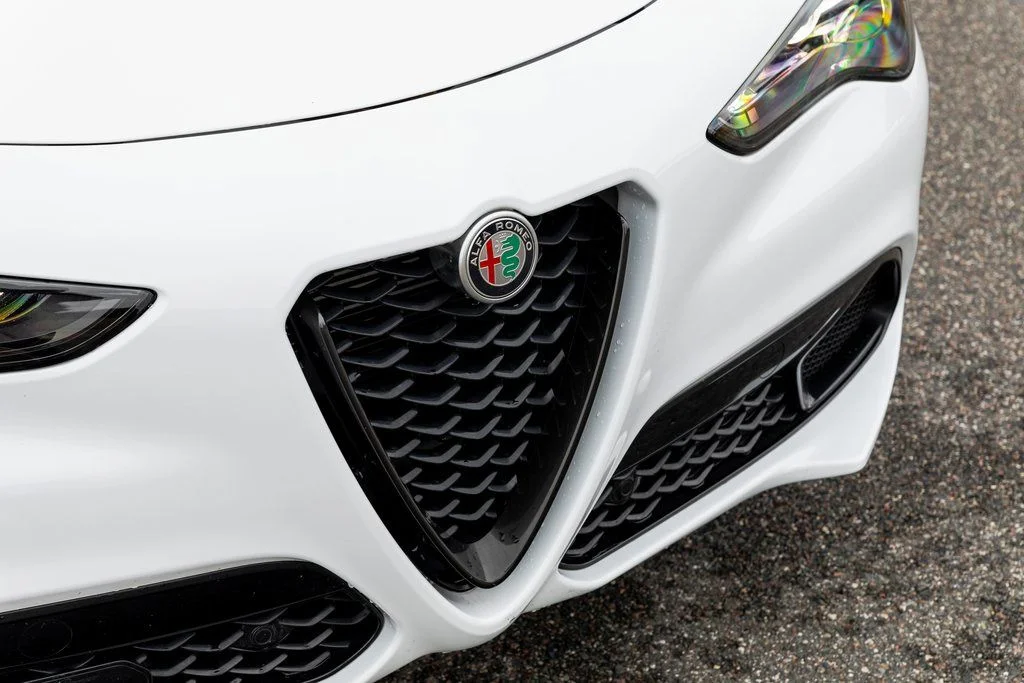2024 Alfa Romeo Stelvio Veloce - Photo 9