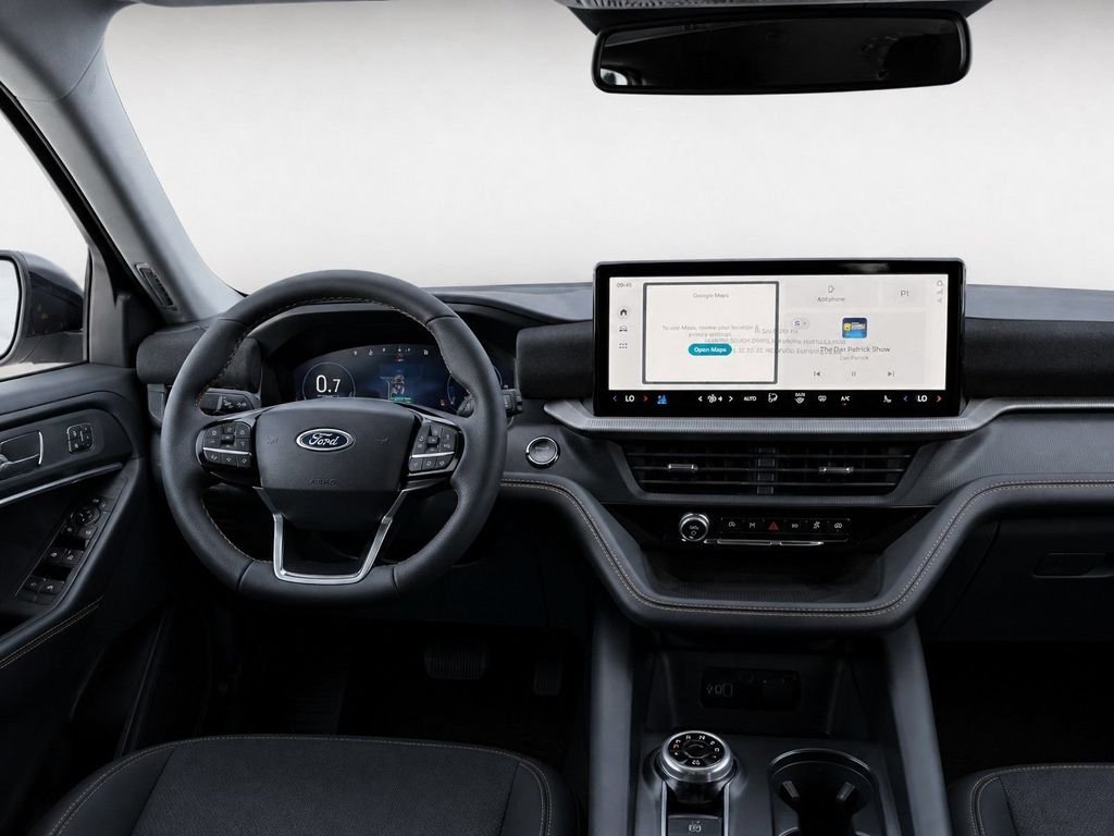 New 2026 Space White Metallic Ford Tremor® image 20